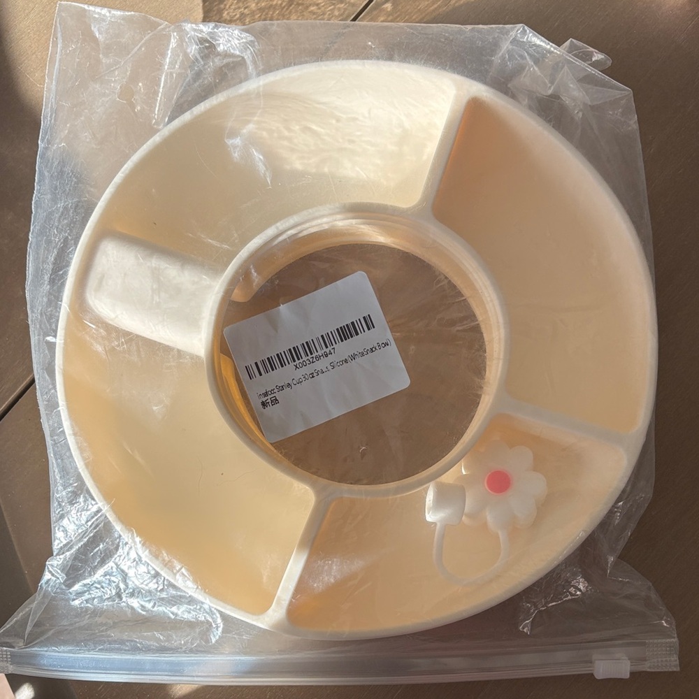 6/$20Reusable SiliconeCream Divided Snack Tray for Stanley30oz Quencher H2.0 NWT
